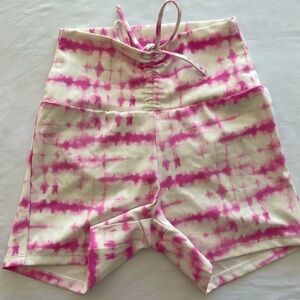 Tiger Mist Pink Tye Dye Butt Scrunch Fitness Shorts
